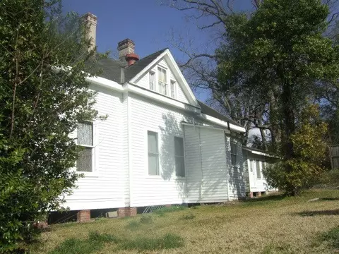 7 Fourth St, Natchez, MS 39120 photo 2