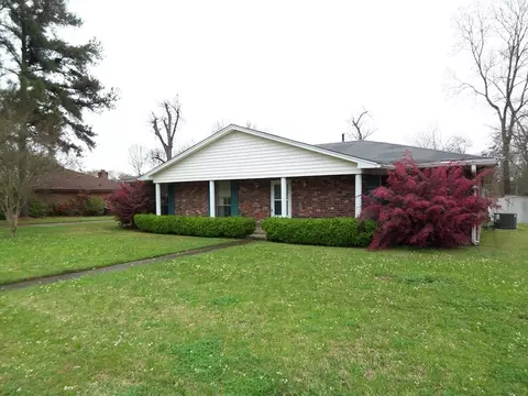 105 Tanglewood, Natchez, MS 39120 photo 1