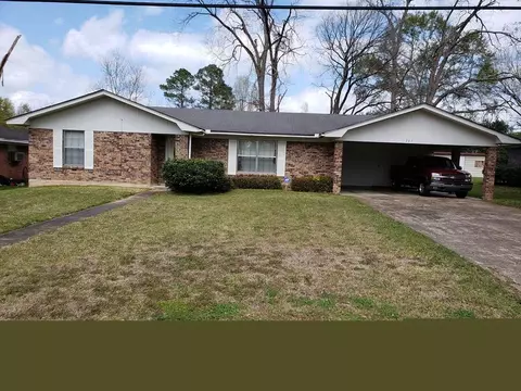 202 Brookfield Dr, Natchez, MS 39120 photo 1