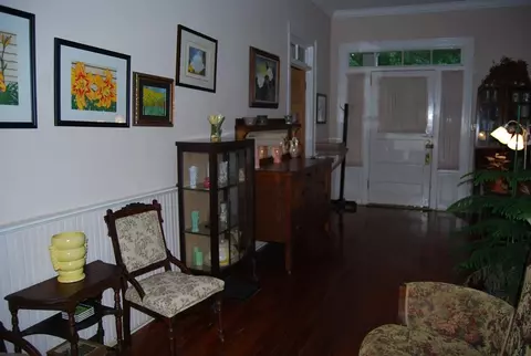 817 Main, Natchez, MS 39120 photo 2