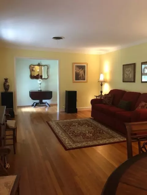 32 Oakhur St, Natchez, MS 39120 photo 4