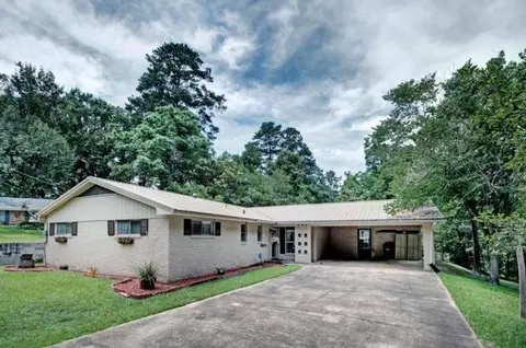 103 Cedar Cir, Natchez, MS 39120 photo 1