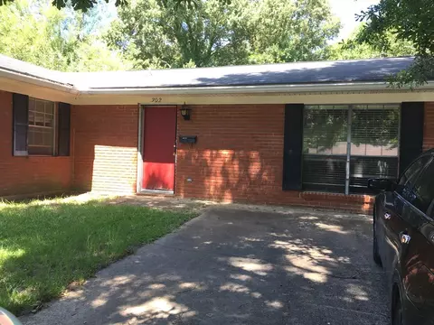 302 John Glenn, Natchez, MS 39120 photo 2