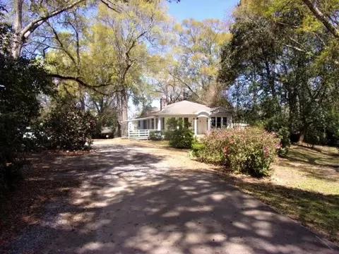 3 Linden, Natchez, MS 39120 photo 2