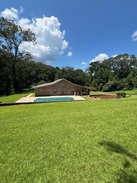 28 Beane Dr, Natchez, MS 39120 photo 1