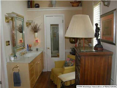 209 E Lee, Sardis, MS 38666 photo 9
