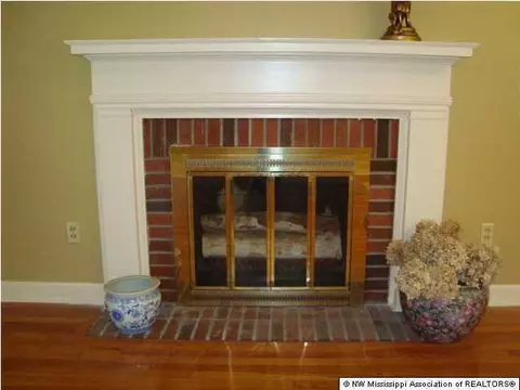 511 Coleman St, Como, MS 38619 photo 8