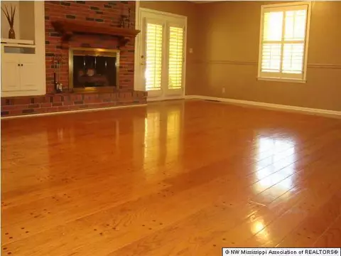 511 Coleman St, Como, MS 38619 photo 4
