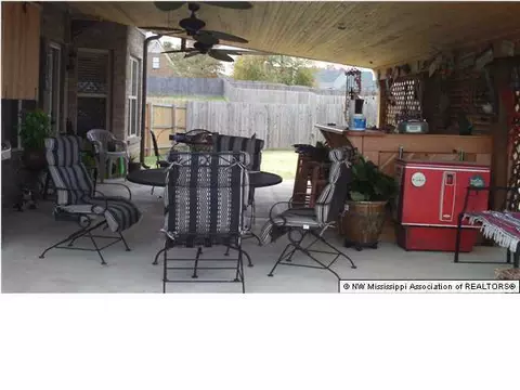 1430 Hernando Pointe Cv, Hernando, MS 38632 photo 12