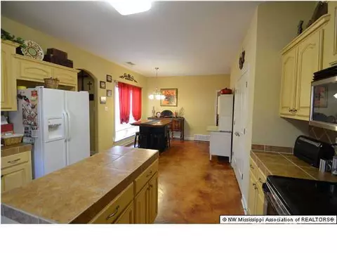 2645 Emerald Way Dr, Hernando, MS 38632 photo 7