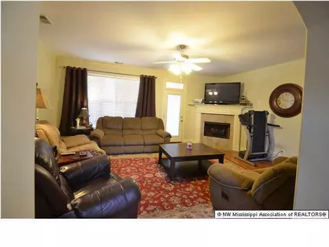 2645 Emerald Way Dr, Hernando, MS 38632 photo 5