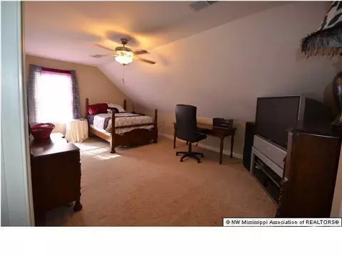 2645 Emerald Way Dr, Hernando, MS 38632 photo 11