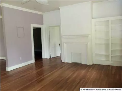 219 E South Ave, Crenshaw, MS 38621 photo 2