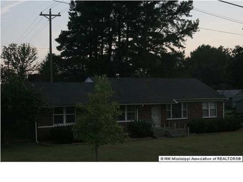 347 E Missouri St, Crenshaw, MS 38621 photo 3