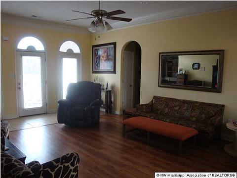 6366 Skyler Rd, Walls, MS 38680 photo 4