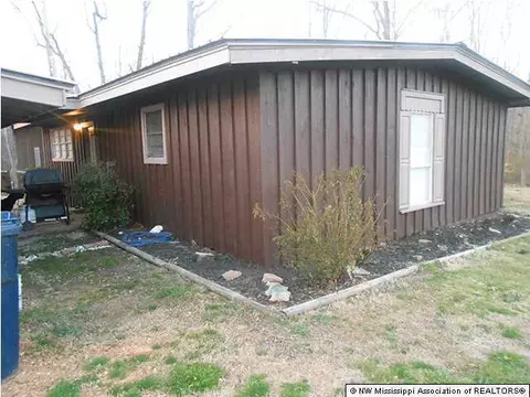225 Truslow Rd, Sarah, MS 38665 photo 1