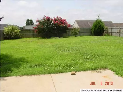10725 Oak Leaf Dr, Olive Branch, MS 38654 photo 12