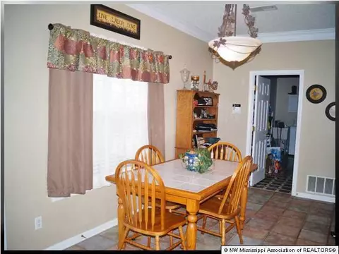 6060 Malone Rd, Olive Branch, MS 38654 photo 5