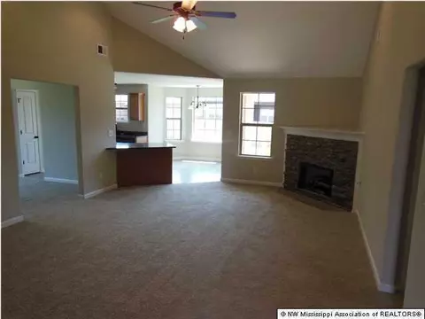 7385 Ashlyn Dr, Olive Branch, MS 38654 photo 5