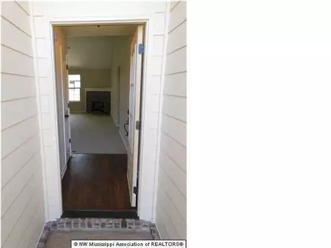 7385 Ashlyn Dr, Olive Branch, MS 38654 photo 3