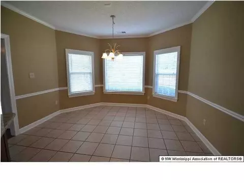 3703 E Pointe Dr, Southaven, MS 38672 photo 9
