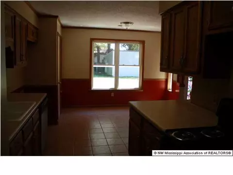 6757 River Birch Rd, Walls, MS 38680 photo 8