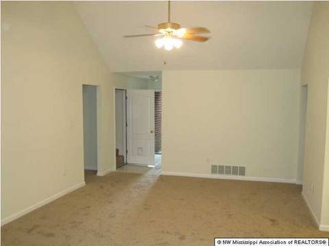 8982 Travis Dr, Olive Branch, MS 38654 photo 18
