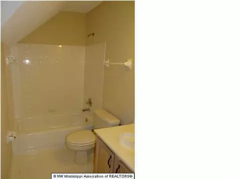 8252 Waverly Cv, Olive Branch, MS 38654 photo 11