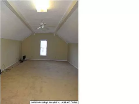 8252 Waverly Cv, Olive Branch, MS 38654 photo 12