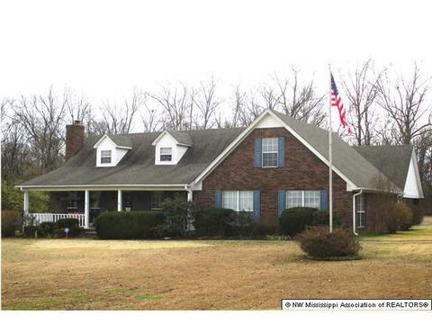 3095 Windermere Dr, Nesbit, MS 38651 photo 1
