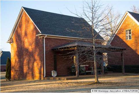 2325 Appleton Dr, Southaven, MS 38672 photo 3