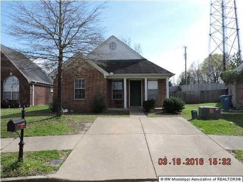 9847 Devon Rdg, Olive Branch, MS 38654 photo 1