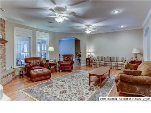 2386 Fogg, Nesbit, MS 38651 photo 5