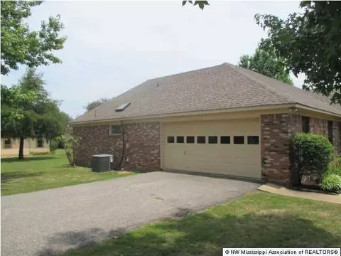 3398 Windermere Dr, Nesbit, MS 38651 photo 3
