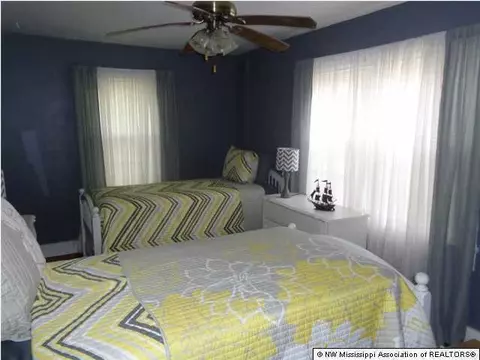 103 Mill St, Como, MS 38619 photo 9