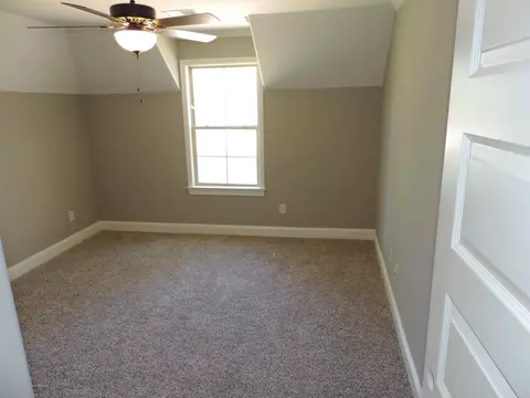 2358 Legends Dr, Nesbit, MS 38651 photo 10