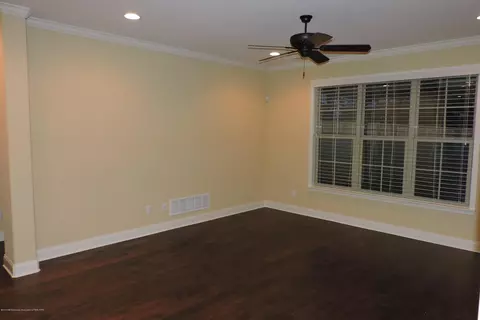 5476 E Pointe Dr, Southaven, MS 38672 photo 11
