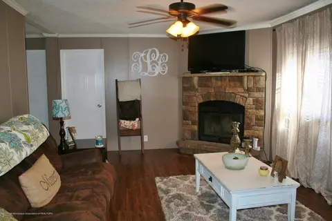 4502 Pleasant Grv, Como, MS 38619 photo 5