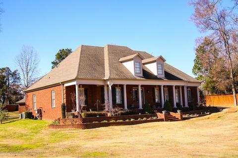 2865 Manning Cir, Nesbit, MS 38651 photo 2