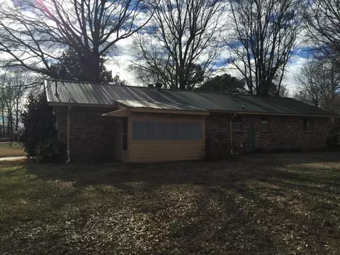 1441 Bishop, Crenshaw, MS 38621 photo 7