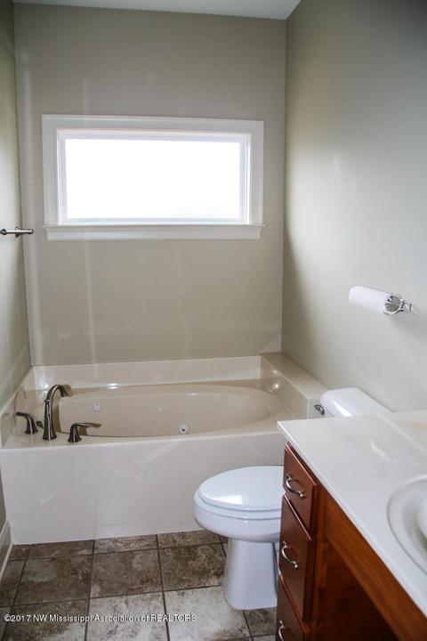5533 Malone Rd, Olive Branch, MS 38654 photo 13