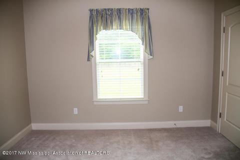 5533 Malone Rd, Olive Branch, MS 38654 photo 12