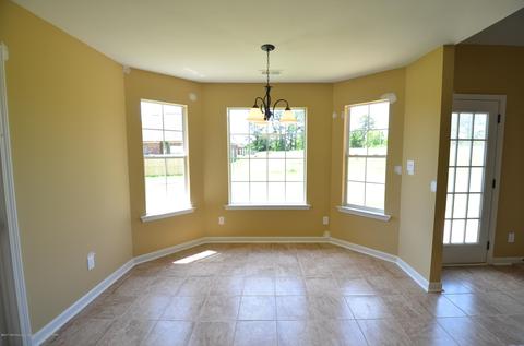 102 Eagle St, Senatobia, MS 38668 photo 6
