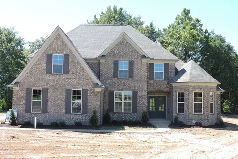 4801 Isabel Dr, Olive Branch, MS 38654 photo 1