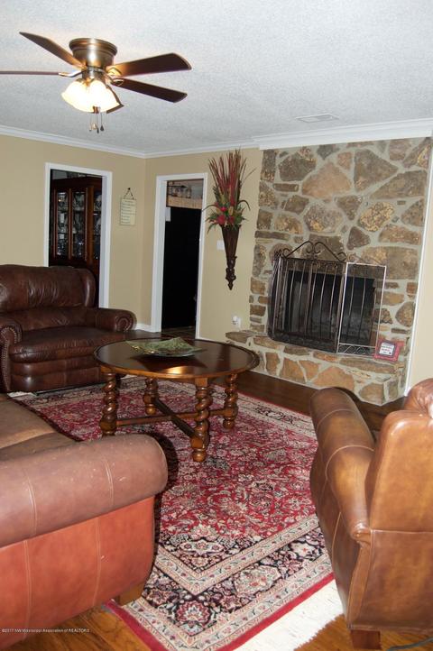 1850 Thousand Oaks, Hernando, MS 38632 photo 13