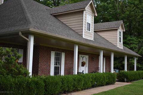 1850 Thousand Oaks, Hernando, MS 38632 photo 2