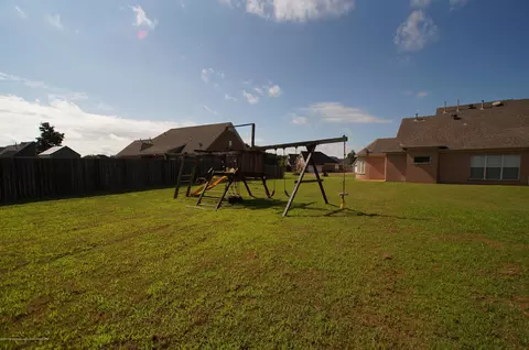 3708 E Pointe Dr, Southaven, MS 38672 photo 5