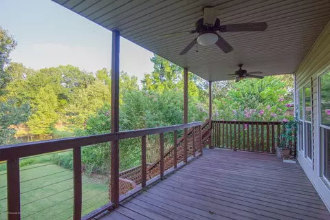 2122 Taryn Ln, Nesbit, MS 38651 photo 10