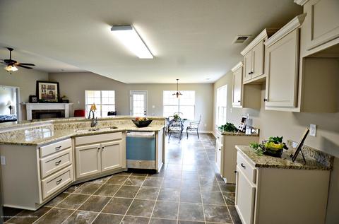 104 Eagle St, Senatobia, MS 38668 photo 7