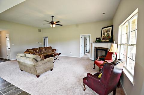 104 Eagle St, Senatobia, MS 38668 photo 3